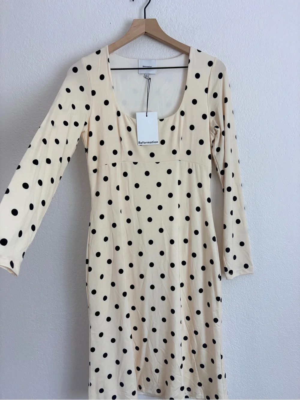 Reformation Davi Knit Dress in Sundae Dot - Picture 13 of 14